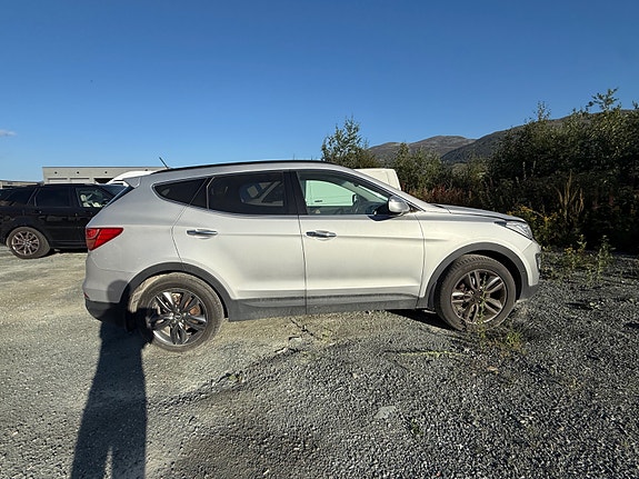 Hyundai Santa Fe 7 of 10