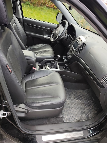 Hyundai Santa Fe 10 of 13