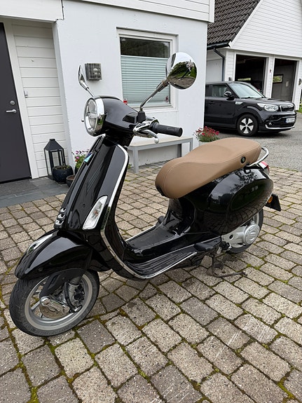 Vespa Primavera 50 7 of 11