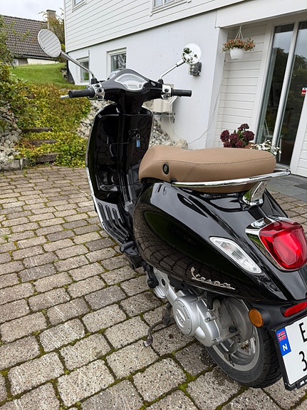 Vespa Primavera 50 8 of 11