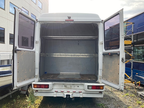 Mercedes-Benz 815D 2004 15 of 30