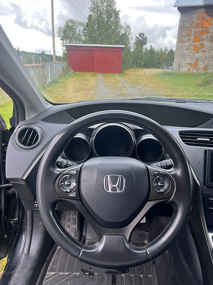 Honda Civic 12 of 23