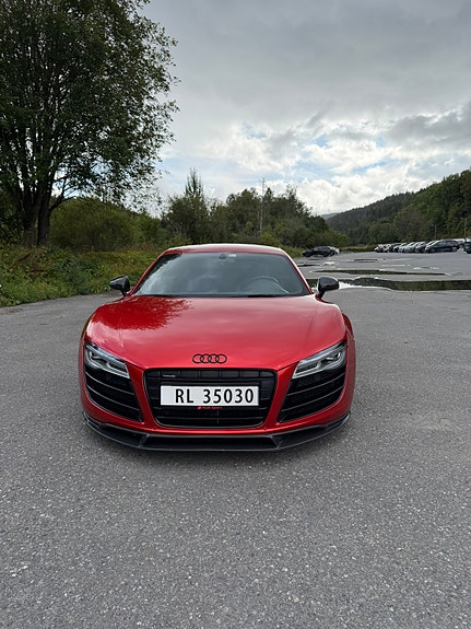 Audi R8 3 of 30