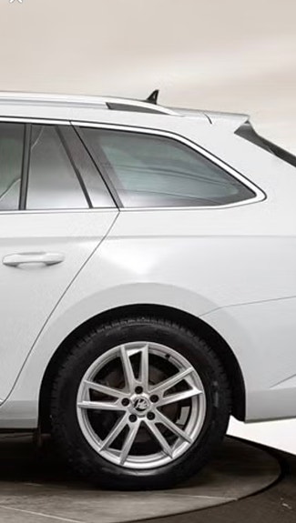 Skoda Superb 8 of 19