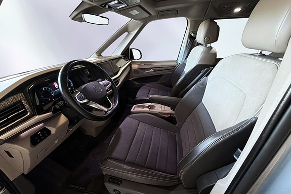Volkswagen Multivan 12 of 30