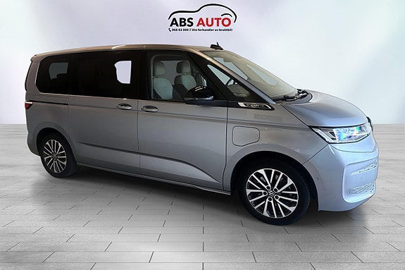 Volkswagen Multivan 4 of 30
