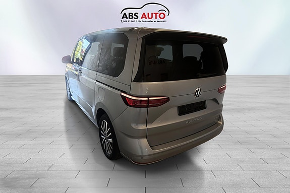 Volkswagen Multivan 7 of 30