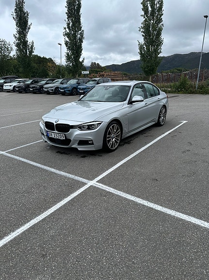 BMW 330e 3 of 15