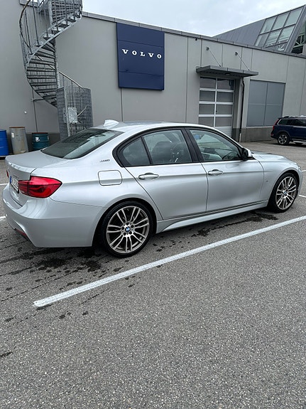 BMW 330e 6 of 15