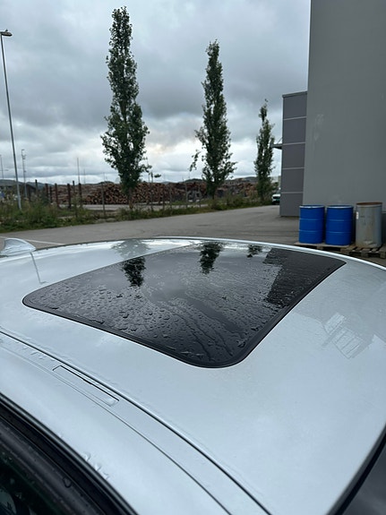 BMW 330e 8 of 15