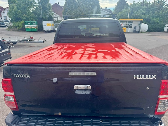 Toyota HiLux 5 of 12
