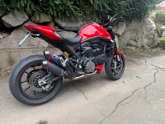 Ducati Monster 950 5 of 9