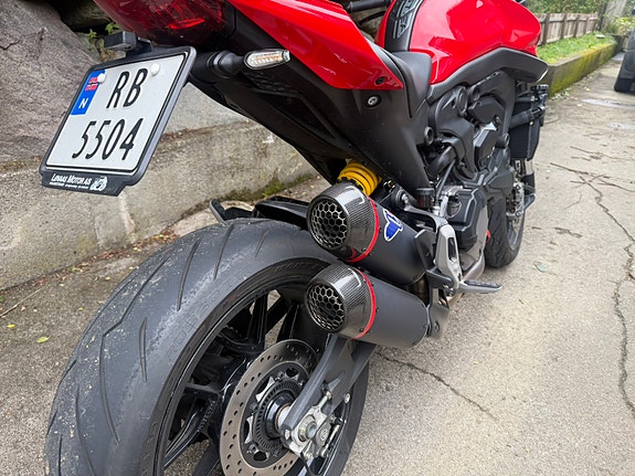 Ducati Monster 950 6 of 9