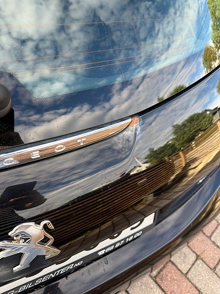 Peugeot 208 17 of 17