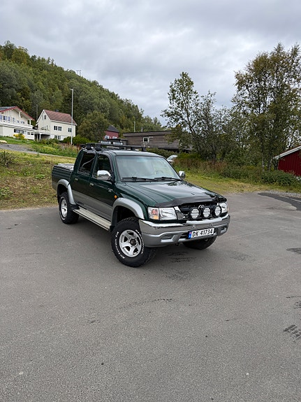 Toyota HiLux 21 of 30