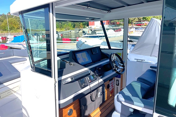 RIKTIG UTSTYRT AXOPAR 28 AC / CABIN – FACELIFT - GI BUD 26 of 30