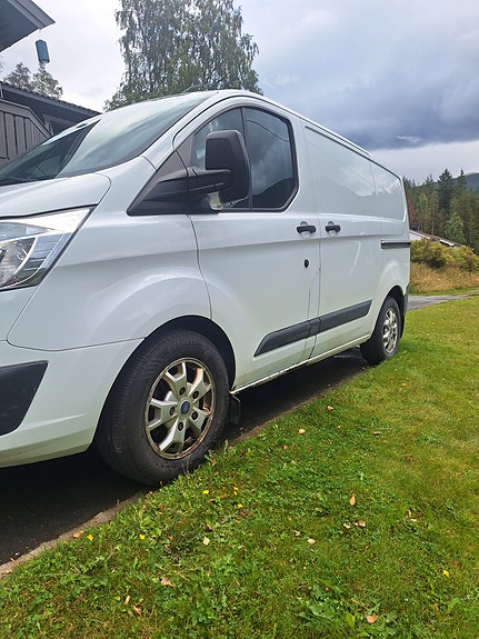 Ford Transit Custom 4 of 11
