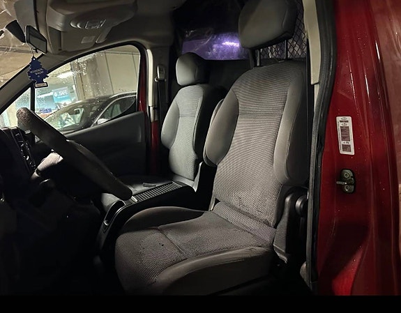 Peugeot Partner 8 of 10