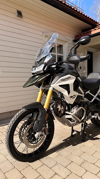 Triumph Tiger 1200 Rally 3 of 14