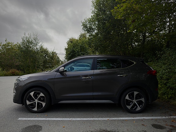 Hyundai Tucson 3 of 23