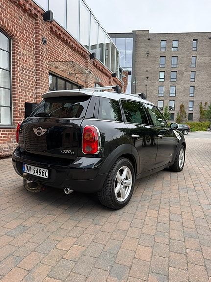 MINI Countryman Cooper D 5 of 30