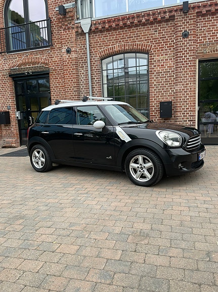MINI Countryman Cooper D 3 of 30