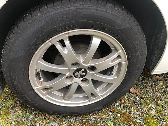 Peugeot 208 6 of 14