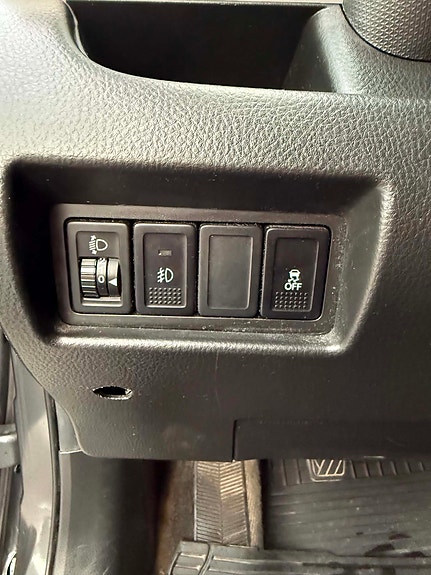 Suzuki Swift 16 of 30