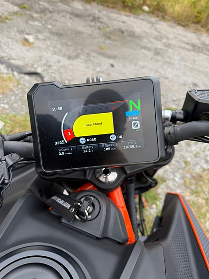 KTM 390 Duke 7 of 15
