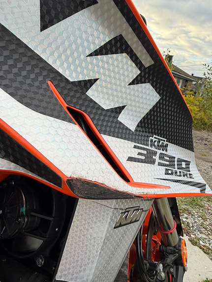 KTM 390 Duke 14 of 15