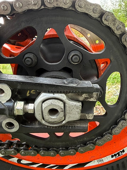 KTM 390 Duke 9 of 15