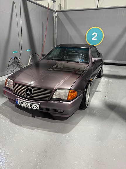 Mercedes-Benz SL300 4 of 24