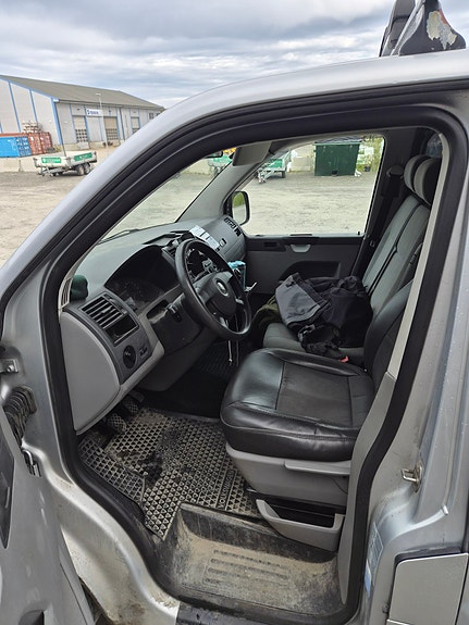 Volkswagen Transporter 17 of 18