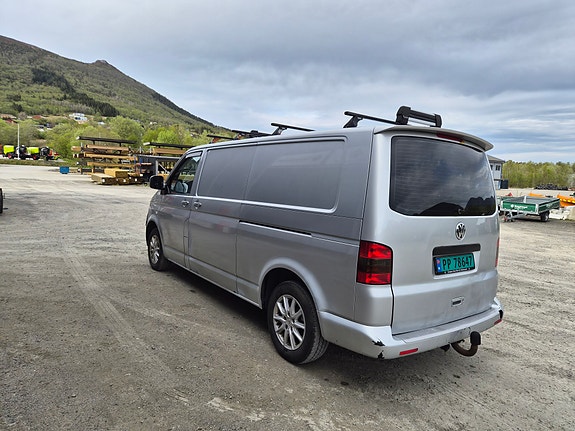 Volkswagen Transporter 4 of 18