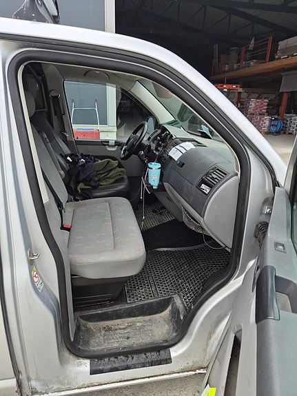 Volkswagen Transporter 11 of 18