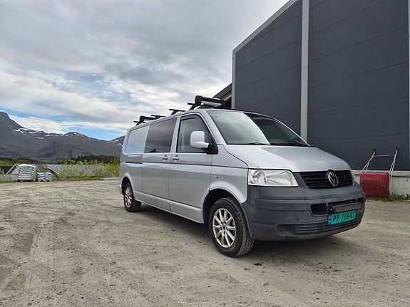 Volkswagen Transporter 2 of 18