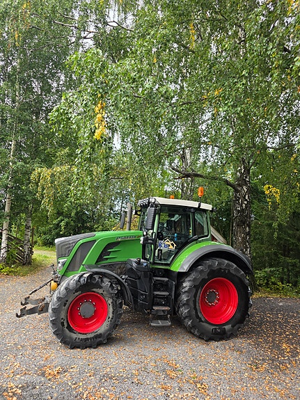 Fendt 828 Nå med nye dekk! 4 of 15