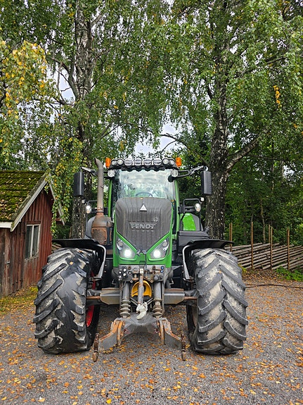 Fendt 828 Nå med nye dekk! 3 of 15