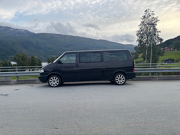 Volkswagen Caravelle