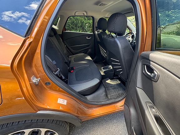 Renault Captur 9 of 12