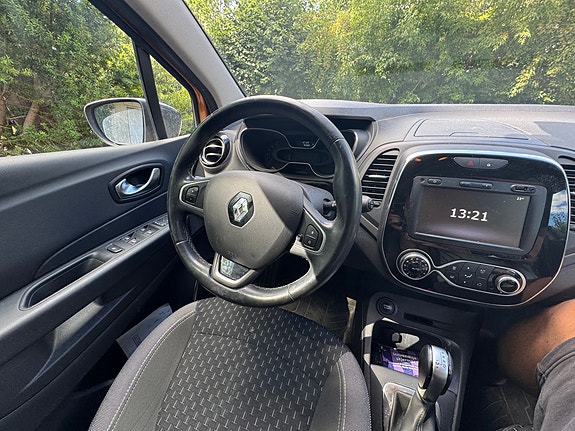 Renault Captur 7 of 12