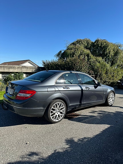 Mercedes-Benz C180 d 20 of 30