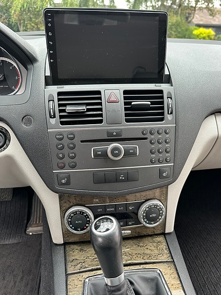 Mercedes-Benz C180 d 29 of 30