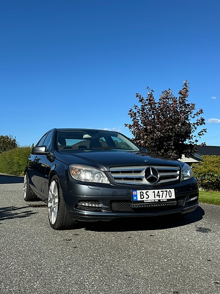 Mercedes-Benz C180 d 9 of 30