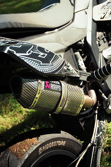 Aprilia SX125 super motard 8 of 14
