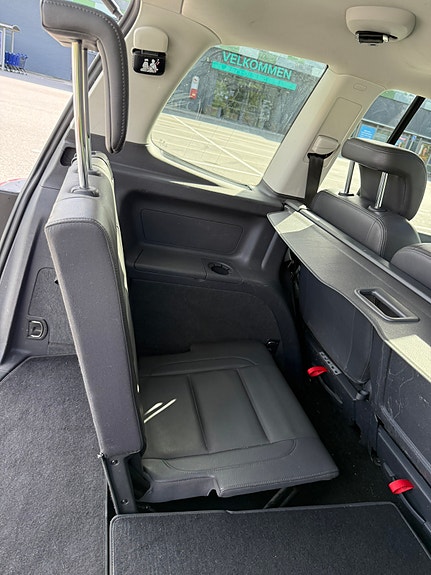 Volkswagen Touran 29 of 30
