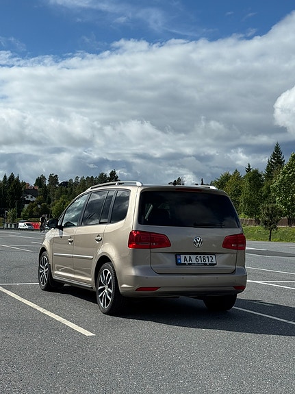 Volkswagen Touran 11 of 30