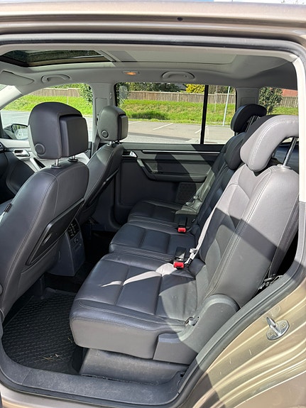 Volkswagen Touran 22 of 30