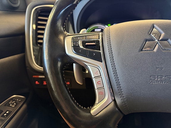 Mitsubishi Outlander 28 of 30