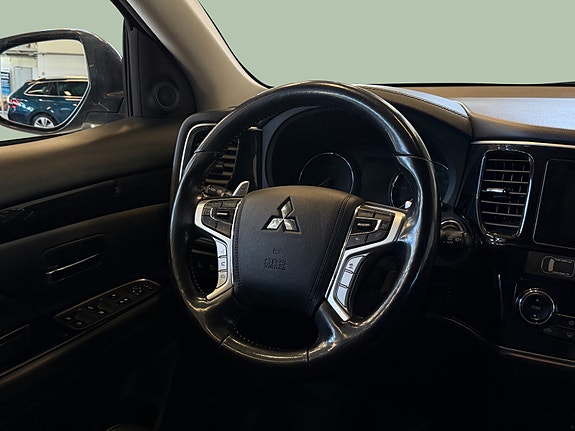 Mitsubishi Outlander 14 of 30